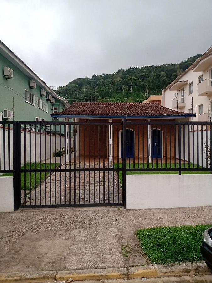 Casa Praia Grande Com Churrasqueira Villa Ubatuba Ngoại thất bức ảnh